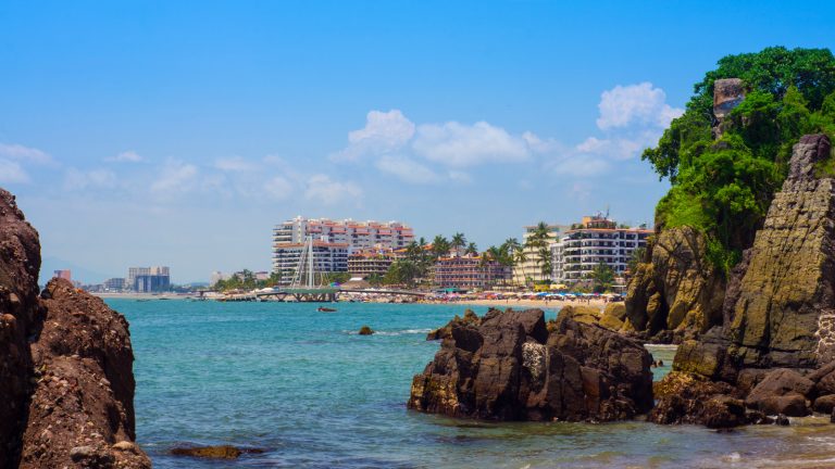 Dos nuevas playas mexicanas reciben su bandera azul