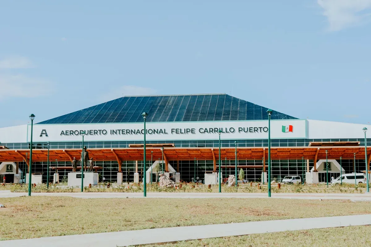 Edificio del Aeropuerto Internacional Felipe Carrillo Puerto