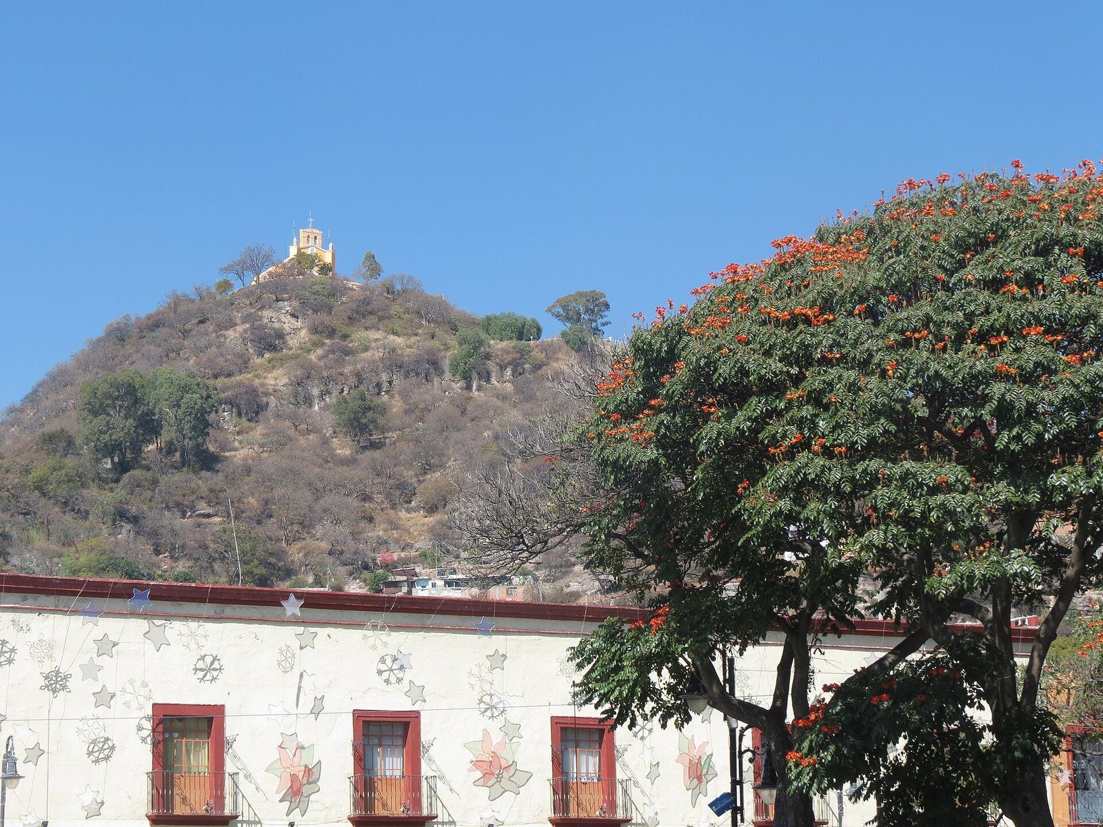Capilla de San Miguel en la cima del cerro del mismo nombre, en Atlixco